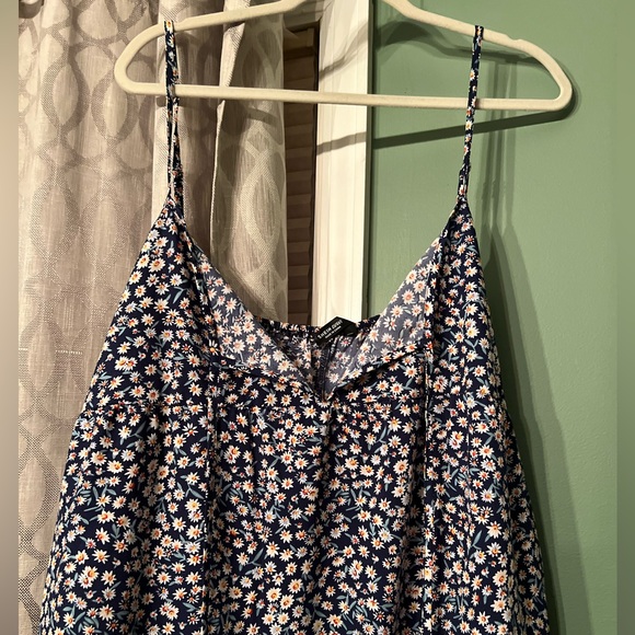 Shein curve size 4X sundress - Picture 4 of 4